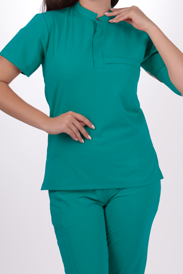 Premium Likralı Lotus Seri Kadın Cerrahi Yeşili Scrubs