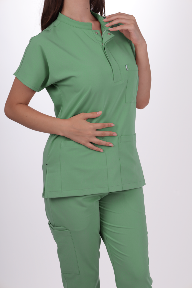 Premium Likralı Snap Seri Kadın Fıstık Yeşili Scrubs