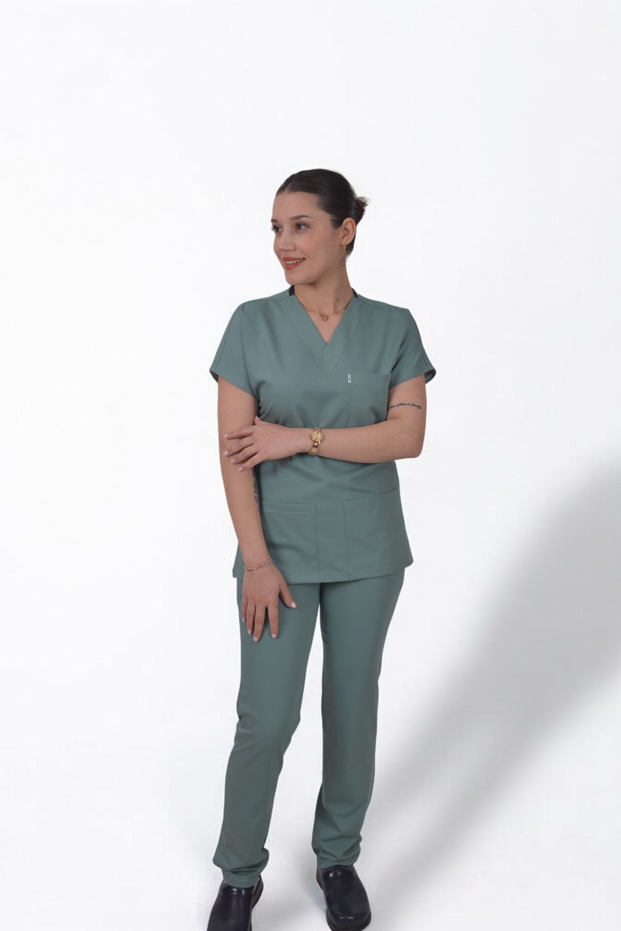 Likralı Klasik Seri Kadın Küf Yeşili Scrubs