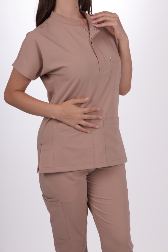 Premium Likralı Snap Seri Kadın Karamel Scrubs