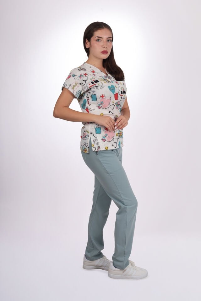 Desenli Seri Beyaz Ambulans Desen Kadın Tek Üst
