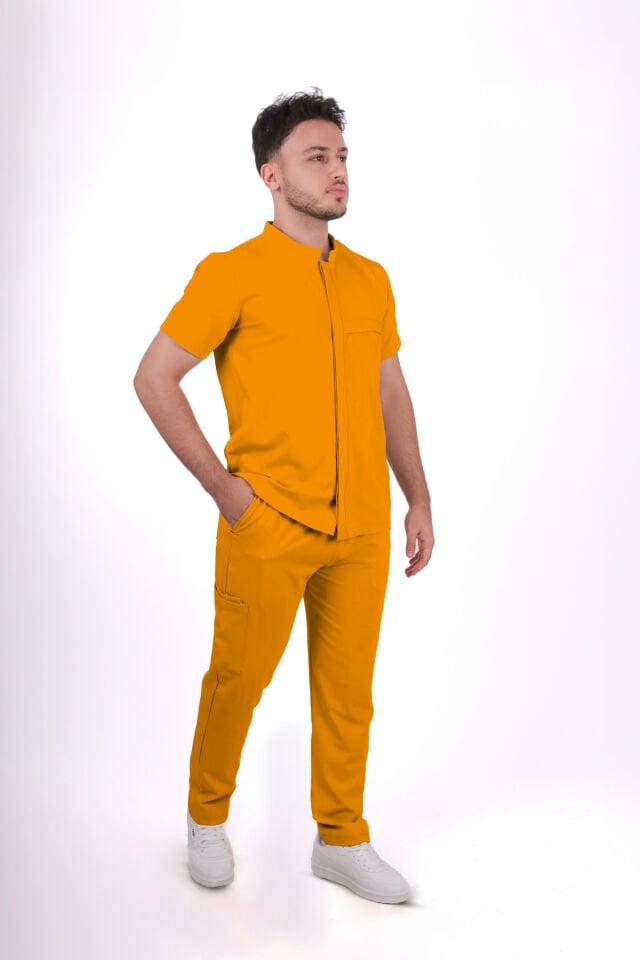 Premium Likralı Boydan Çıtçıt Seri Erkek Hardal Sarısı Scrubs